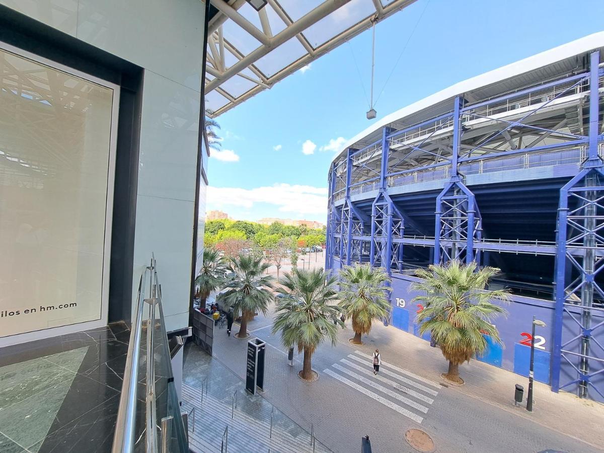 Apartamento Acogedor Con Wifi Valencia Bagian luar foto