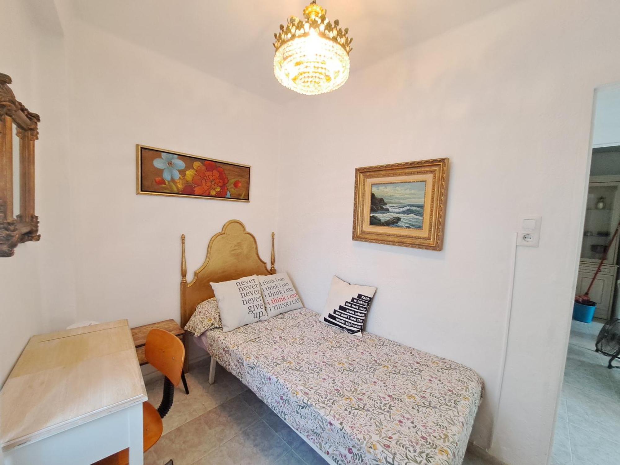 Apartamento Acogedor Con Wifi Valencia Bagian luar foto