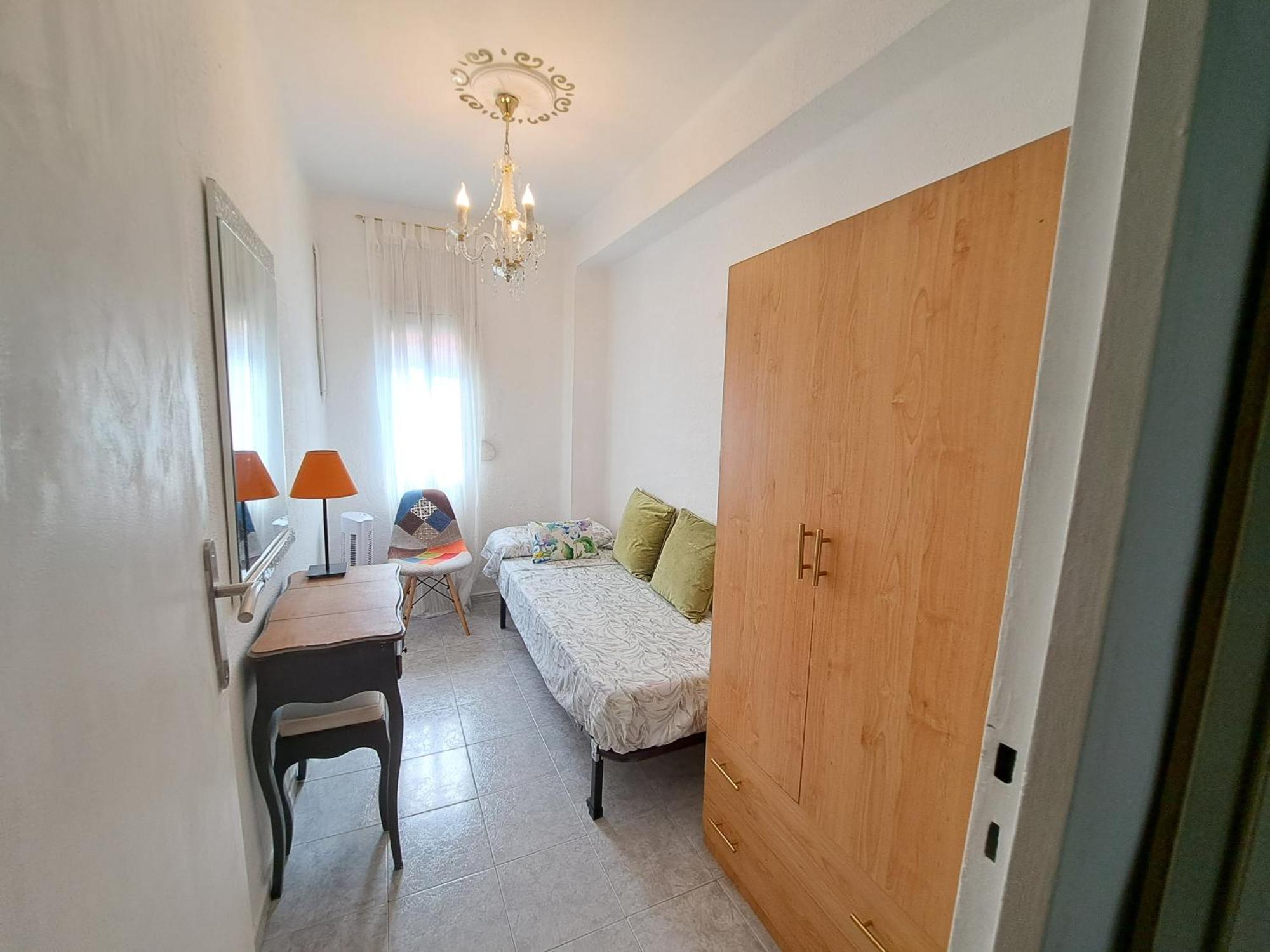 Apartamento Acogedor Con Wifi Valencia Bagian luar foto