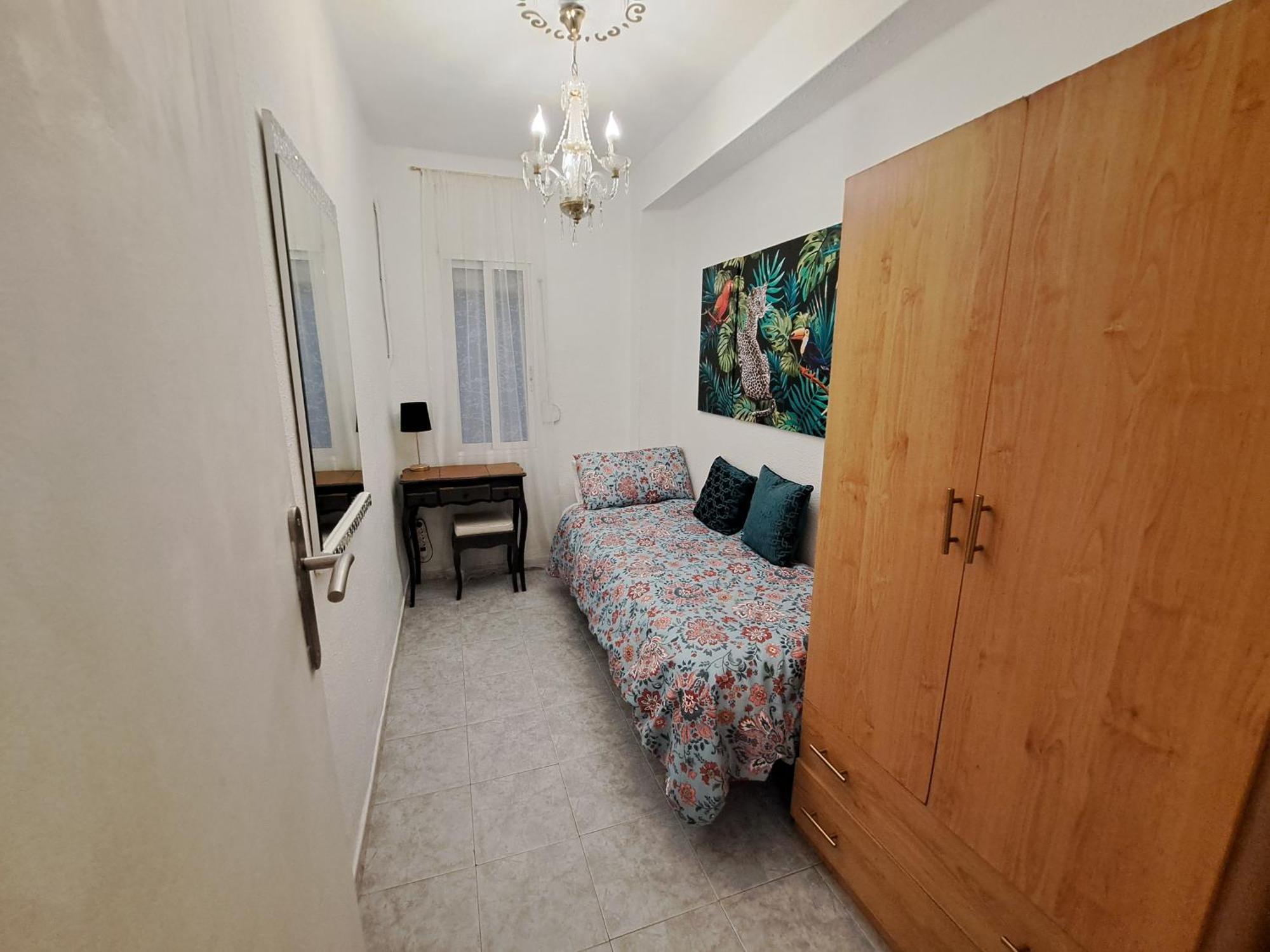 Apartamento Acogedor Con Wifi Valencia Bagian luar foto